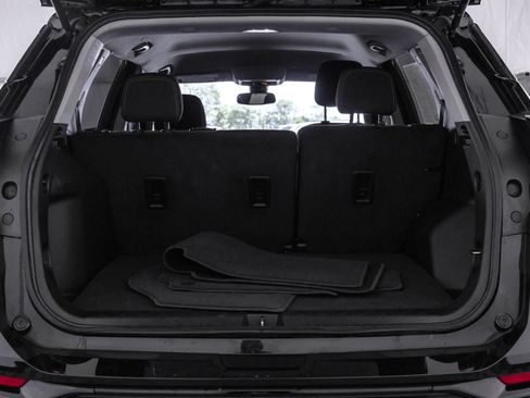 Used 2022 GMC Terrain SLE w/ Driver Convenience Package FWD image 39