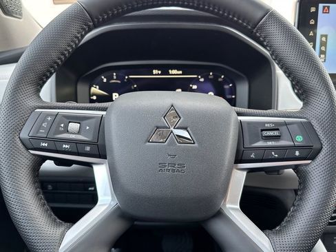 New 2026 Mitsubishi Outlander SE AWD/4WD image 24