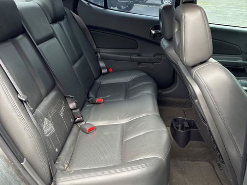 Used 2005 Pontiac Grand Prix GT w/ Leather Trim Package FWD image 19