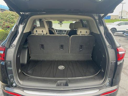 Used 2019 Buick Enclave Premium AWD/4WD image 17