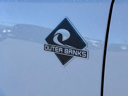 New 2025 Ford Bronco Outer Banks image 18