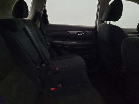 Used 2016 Nissan Rogue S AWD/4WD image 19