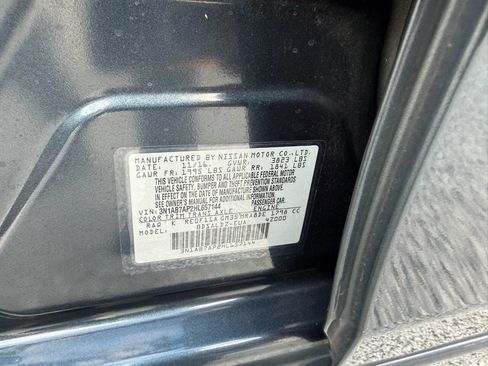 Used 2017 Nissan Sentra SV image 5