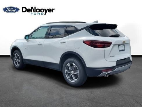 Used 2023 Chevrolet Blazer LT w/ Convenience Package image 5