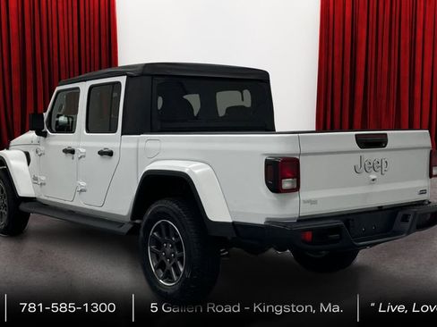 Used 2021 Jeep Gladiator Overland image 7