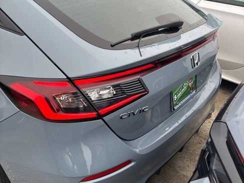 Certified 2023 Honda Civic Sport image 5