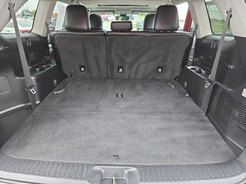 Used 2017 Toyota Highlander XLE AWD/4WD image 17