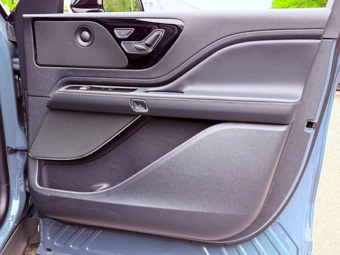 New 2026 Lincoln Aviator Reserve AWD/4WD image 5