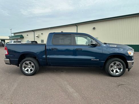 Used 2022 RAM 1500 Big Horn AWD/4WD image 33