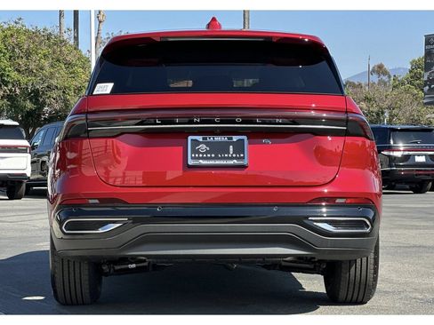 New 2026 Lincoln Nautilus Premier w/ Equipment Group 102A AWD/4WD image 4