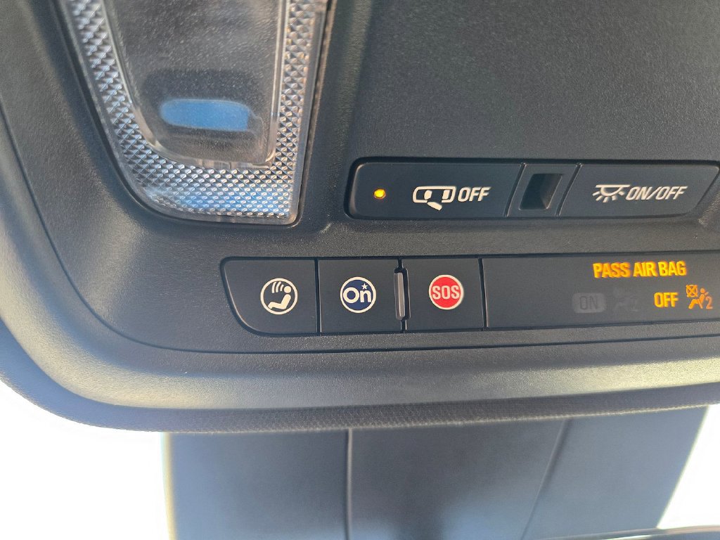 Certified 2025 Cadillac XT4 Premium Luxury FWD image 8