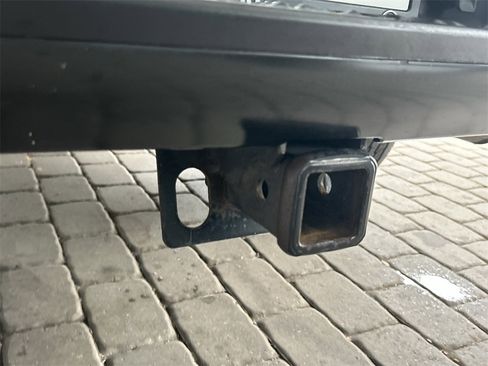 Used 2020 Nissan Titan PRO-4X w/ Pro-4x Convenience Package image 49