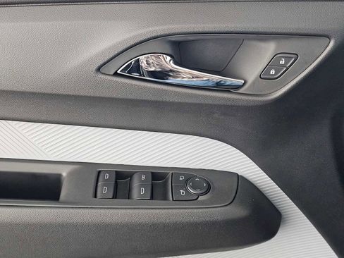 New 2027 Chevrolet Bolt LT w/ Comfort Package FWD image 28