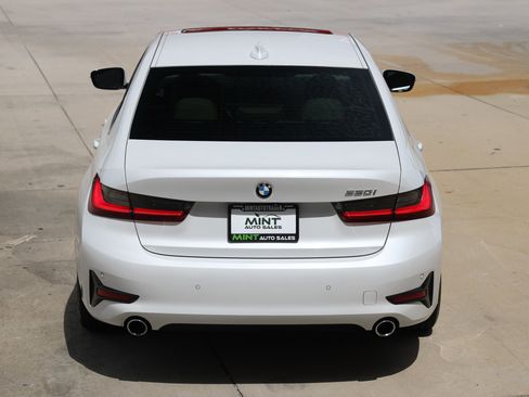 Used 2022 BMW 330i Sedan w/ Premium Package RWD image 13