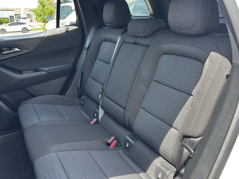 Used 2026 Chevrolet Equinox LT FWD image 18