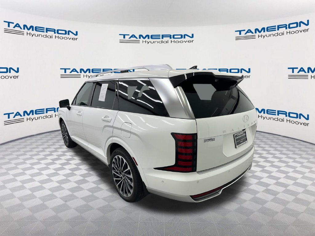 Used 2026 Hyundai Palisade Calligraphy FWD image 3