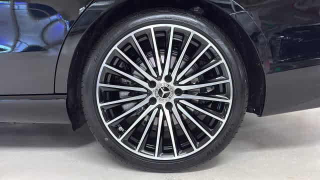 Certified 2026 Mercedes-Benz C 300 4MATIC Sedan image 11