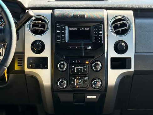 Used 2014 Ford F150 XLT w/ Equipment Group 302A Luxury image 20