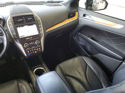 Used 2019 Lincoln MKC Reserve w/ MKC Technology Package FWD image 13