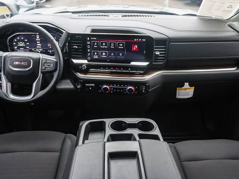 Used 2025 GMC Sierra 1500 Elevation image 19
