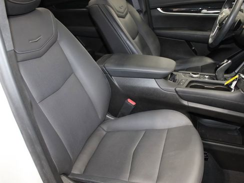 Used 2024 Cadillac XT5 Premium Luxury image 19