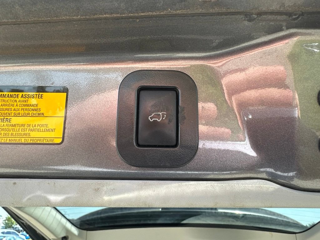 Used 2011 Toyota Sienna SE w/ Preferred Pkg FWD image 10