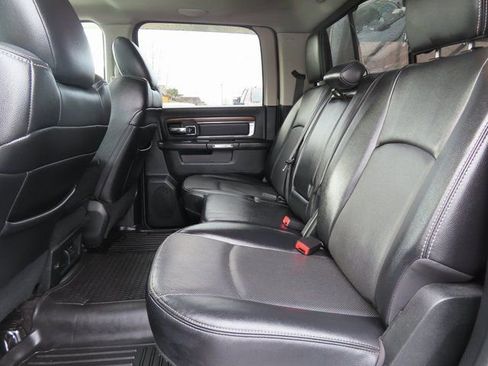 Used 2017 RAM 1500 Laramie image 39