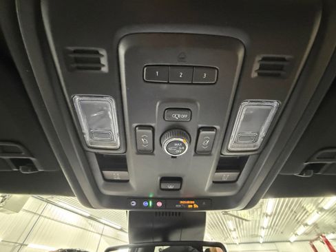 Used 2023 Chevrolet Tahoe RST w/ Luxury Package AWD/4WD image 20