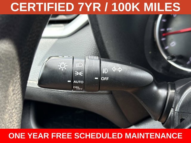 Used 2021 Toyota RAV4 XLE w/ Carpet Mat Package (TMS) AWD/4WD image 26