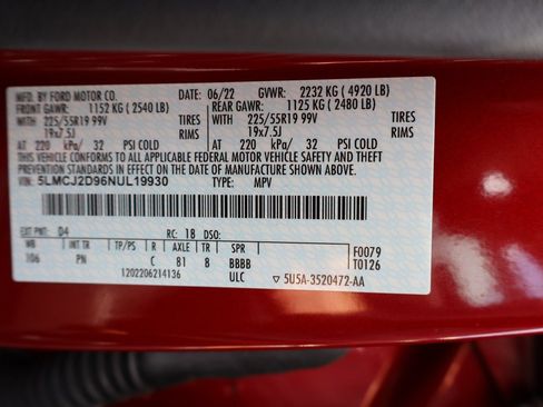 Used 2022 Lincoln Corsair Reserve w/ Equipment Group 201A image 38