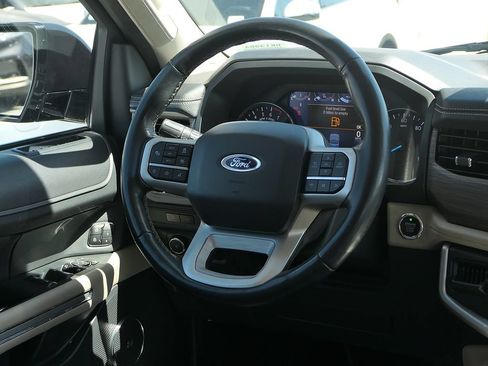 Used 2024 Ford Expedition Limited RWD image 25
