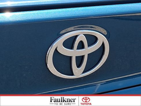 Certified 2025 Toyota Camry SE FWD image 29