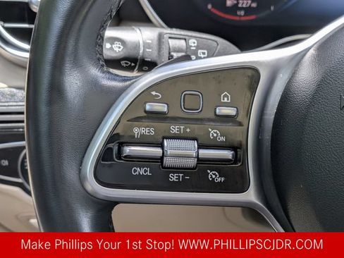 Used 2022 Mercedes-Benz GLC 300 4MATIC image 25