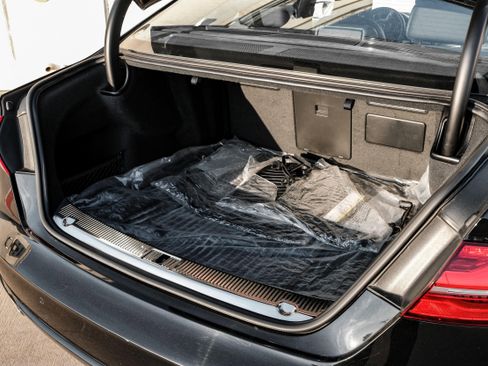 Used 2017 Audi A8 L 4.0T w/ Driver Assistance Package image 58