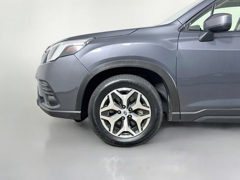 Used 2024 Subaru Forester Premium AWD/4WD image 30