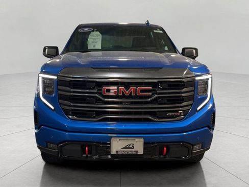 Used 2022 GMC Sierra 1500 AT4 w/ AT4 Premium Package AWD/4WD image 2