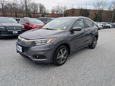 Used 2021 Honda HR-V EX image 2