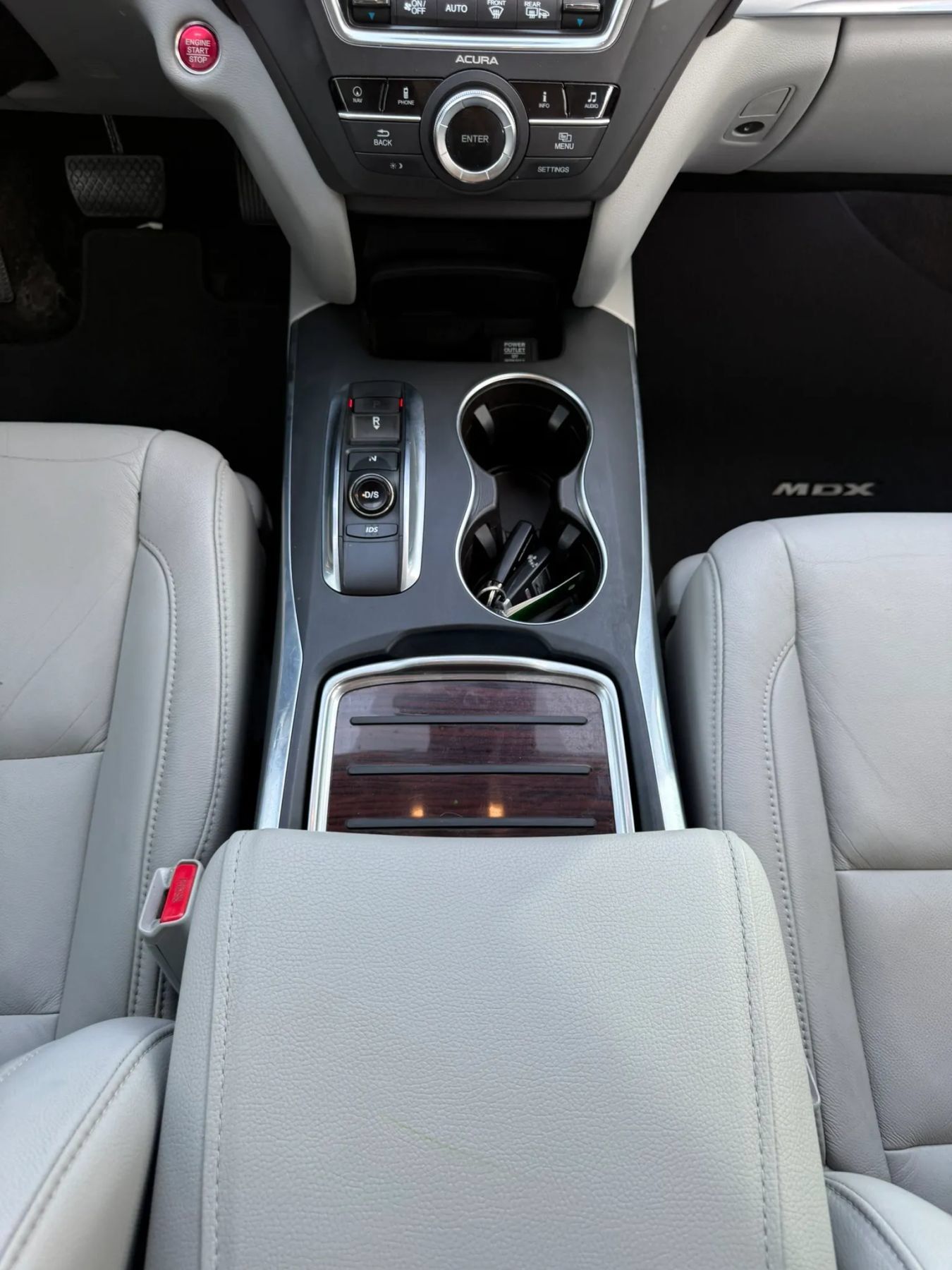 Used 2016 Acura MDX w/ Technology Package FWD image 14