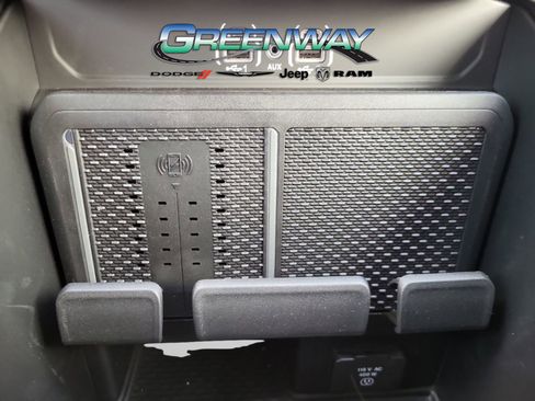 New 2026 RAM 1500 Big Horn AWD/4WD image 11