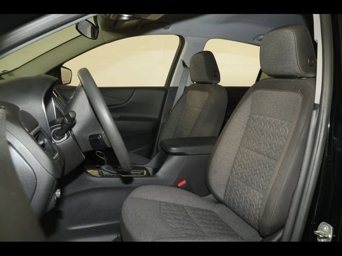 Used 2023 Chevrolet Equinox LT FWD image 13