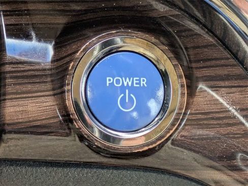 Used 2013 Toyota Avalon XLE Premium image 38