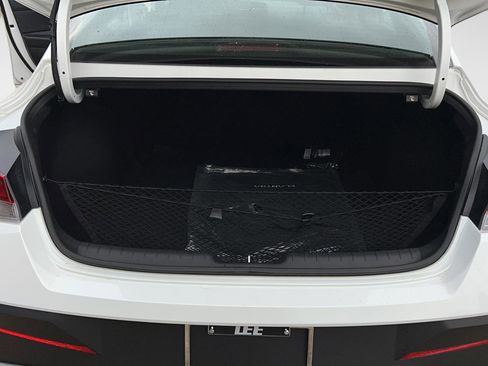 Certified 2025 Hyundai Elantra Sport image 16