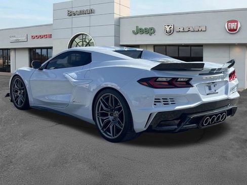 Used 2024 Chevrolet Corvette Z06 w/ Stealth Interior Trim Package RWD image 5