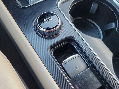 Certified 2022 Lincoln Corsair Standard image 22