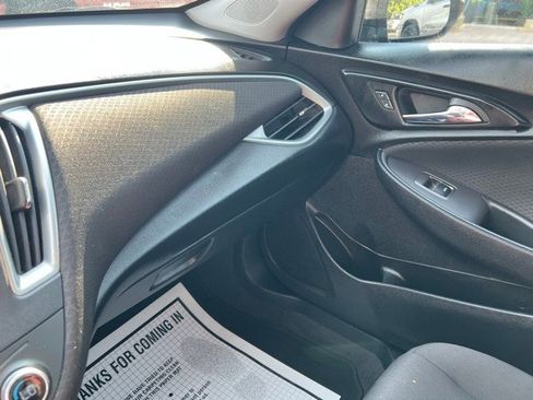 Used 2022 Chevrolet Malibu LT image 20