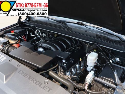 Used 2020 Chevrolet Suburban LT AWD/4WD image 23