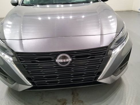 Used 2023 Nissan Altima 2.5 S image 11