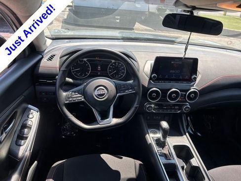 Used 2025 Nissan Sentra SR FWD image 22