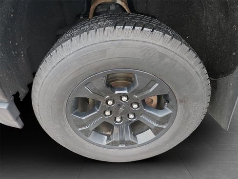 Used 2017 Chevrolet Silverado 1500 LT image 33