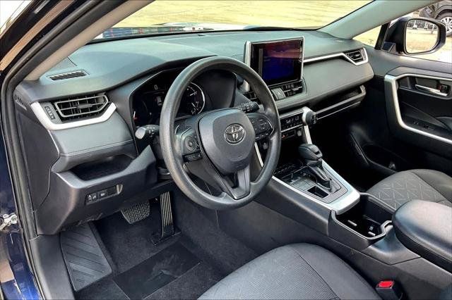 Certified 2024 Toyota RAV4 XLE AWD/4WD image 18